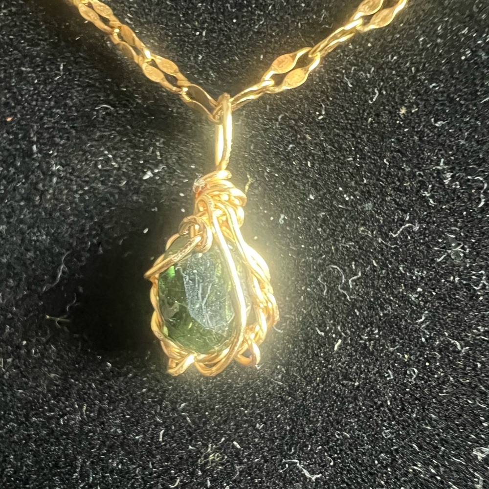 Deep Green Gemstone Choker on Sparkly Gold Chain — 14" Fit - Picture 7 of 17